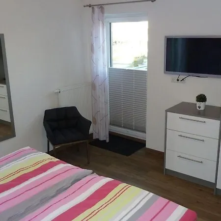 Hohe Lith 4 09 Modern Retreat * קושהאבן